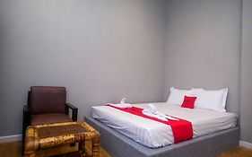 RedDoorz near Balai Kota Yogyakarta Timoho